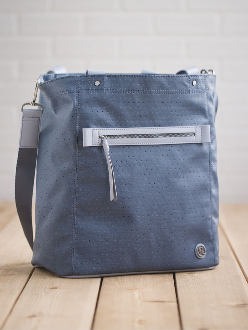 Lululemon Out & About Tote in Blue Denim